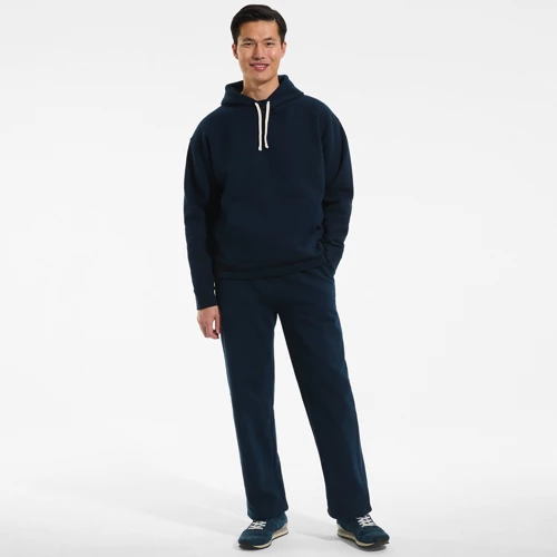 Sweatshirts & Hoodies